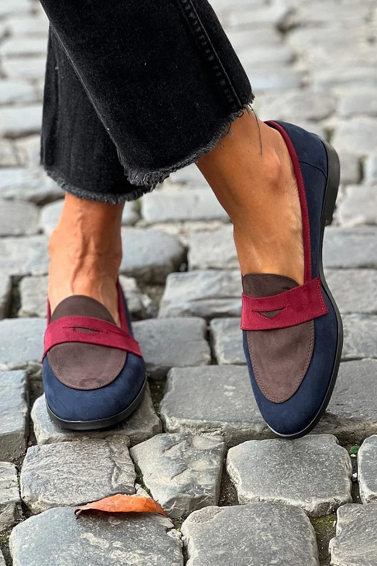 Aurelika - Eleganckie loafersy z zaokrąglonym noskiem i niewielkim obcasem