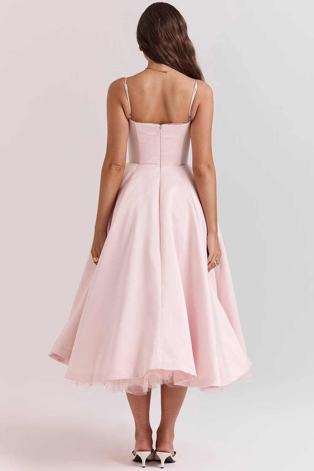 Zelina – Elegancka sukienka z tiulową spódnicą