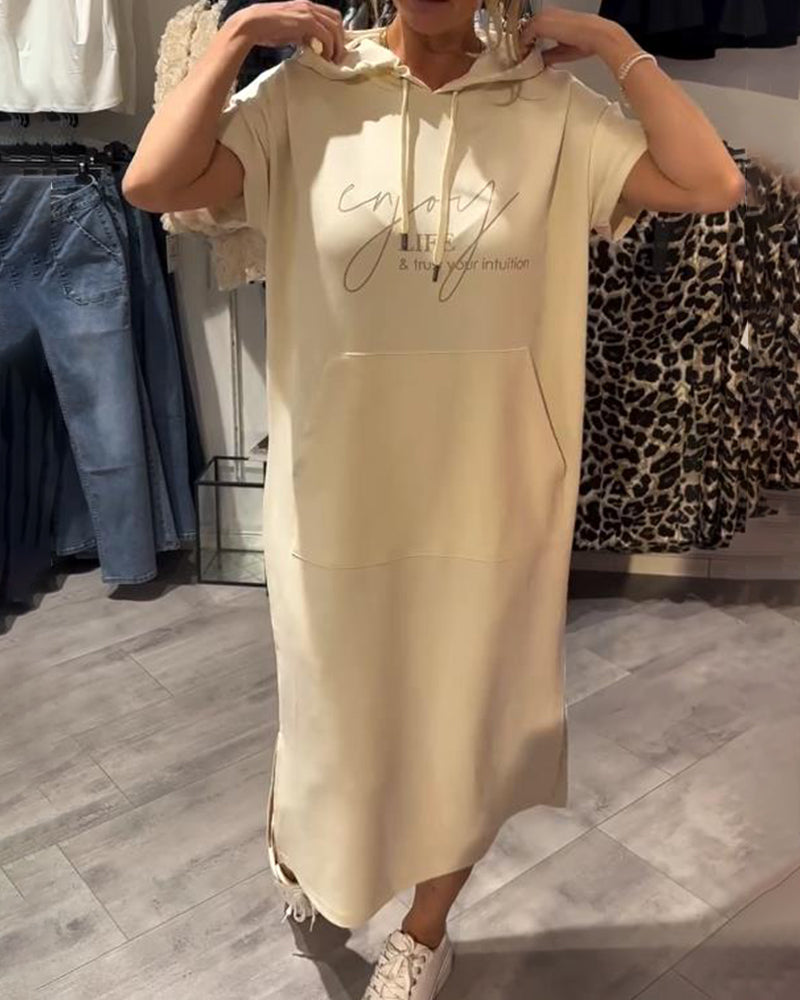 Alina – Codzienna sukienka z kapturem i luzem