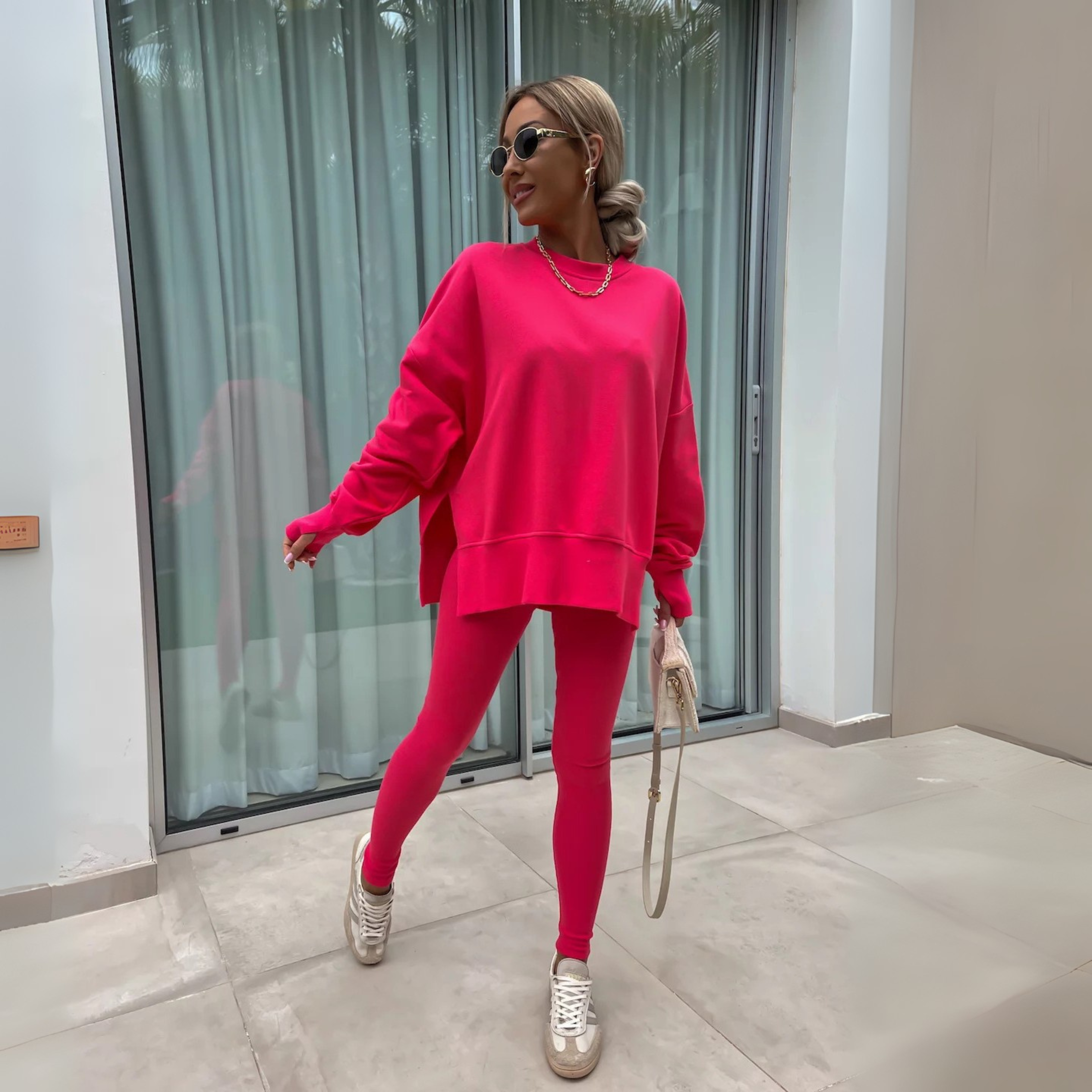 Lawinia – Casualowy komplet bluza i spodnie