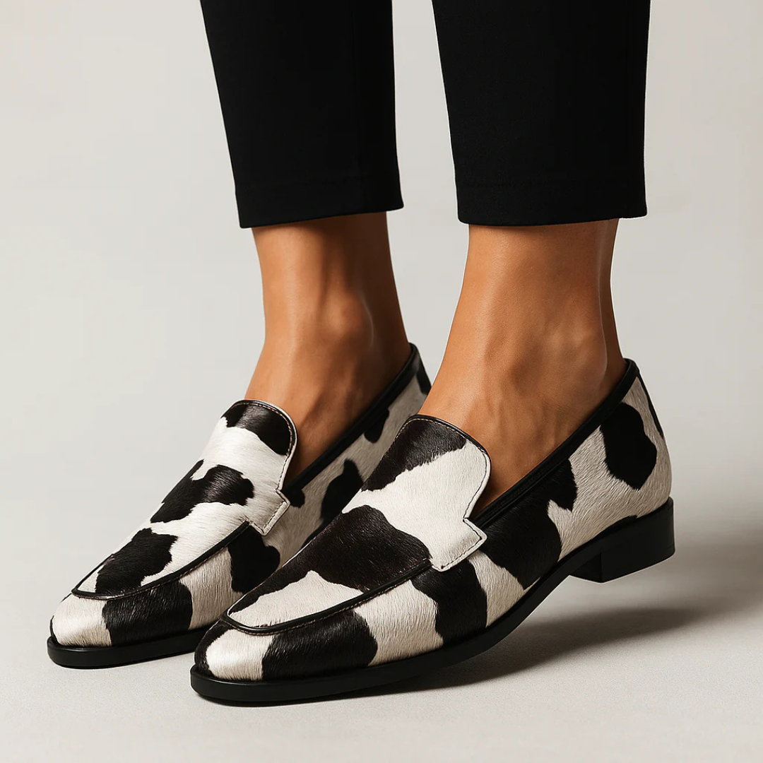 Kalora - Eleganckie i wygodne loafersy z niewielkim obcasem