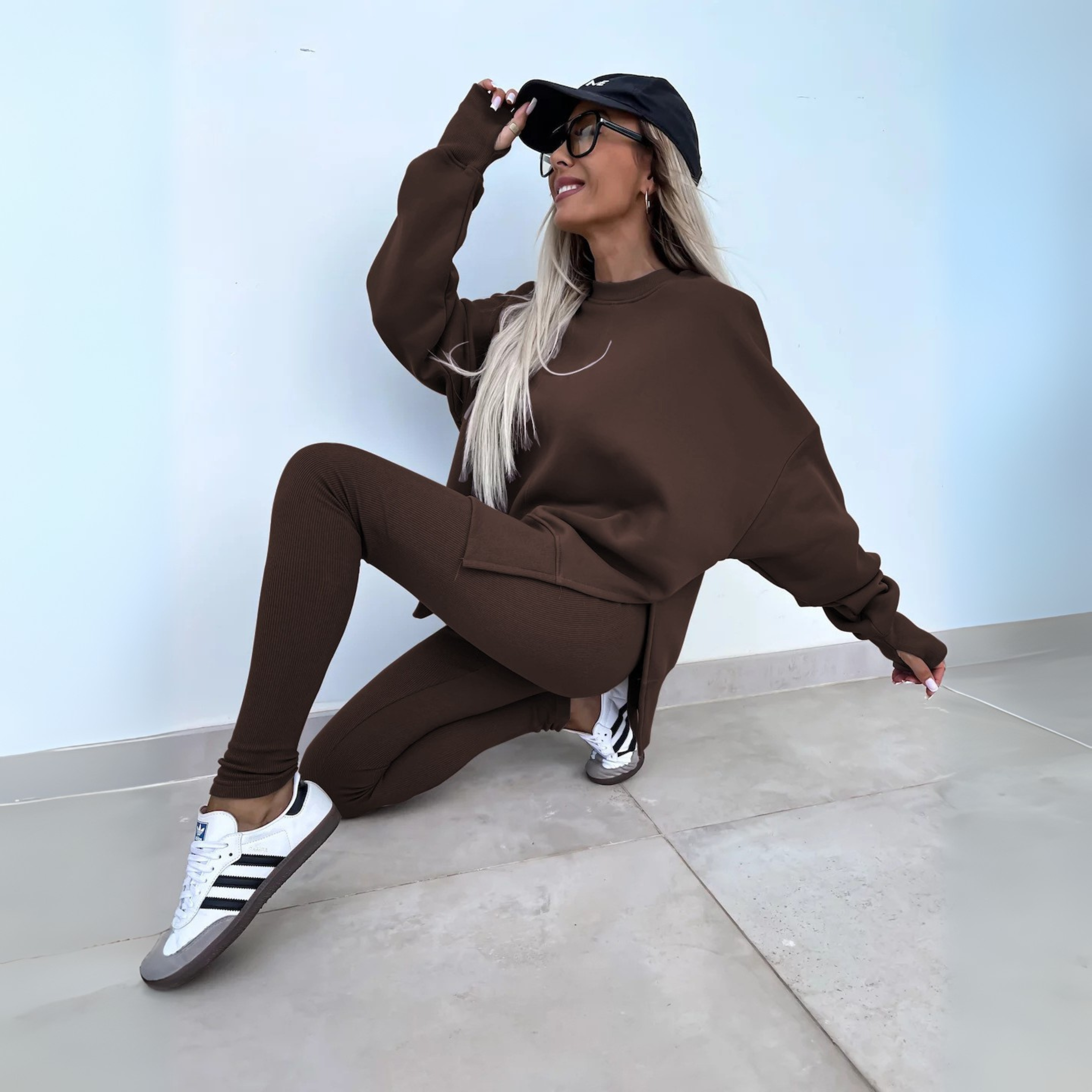 Lawinia – Casualowy komplet bluza i spodnie