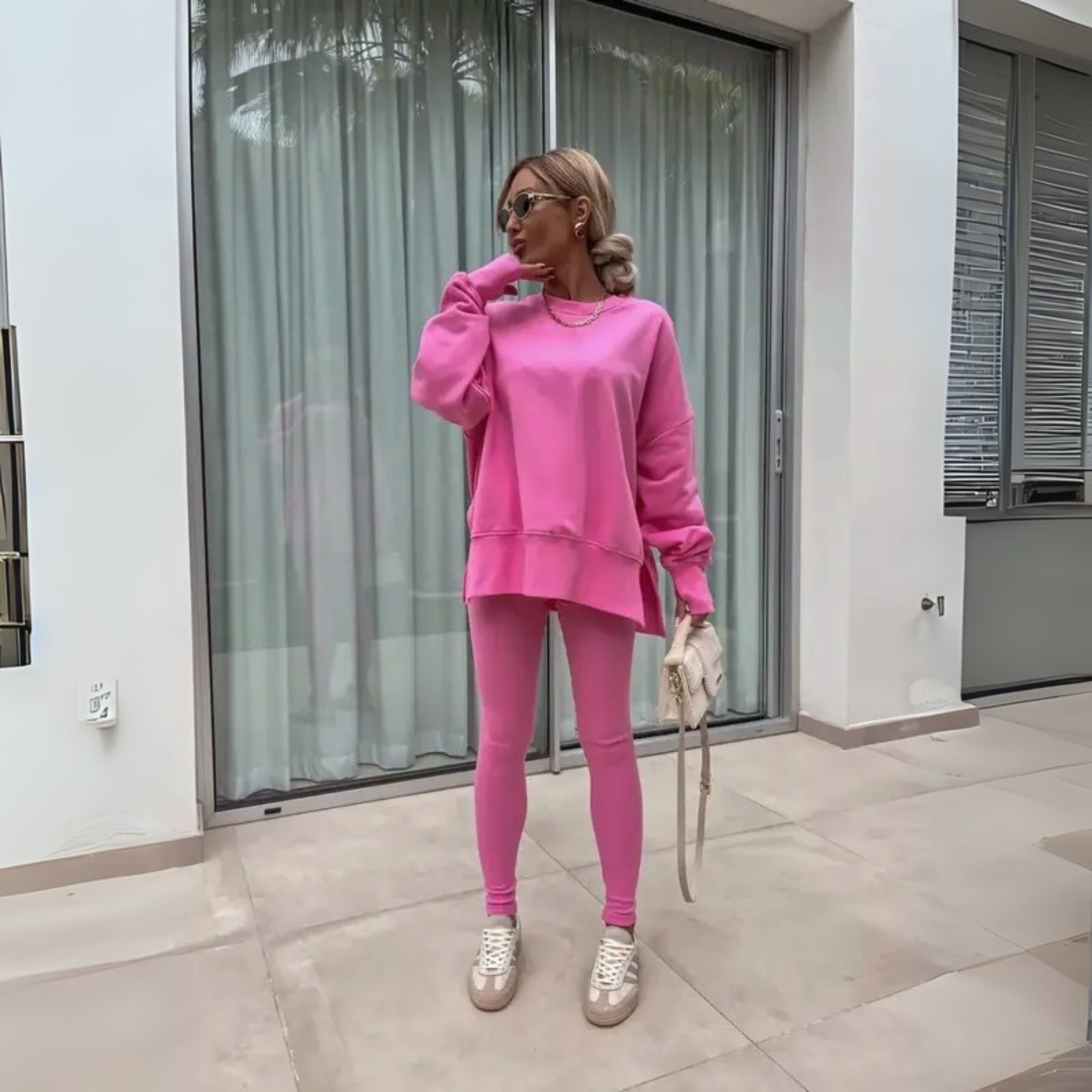 Lawinia – Casualowy komplet bluza i spodnie