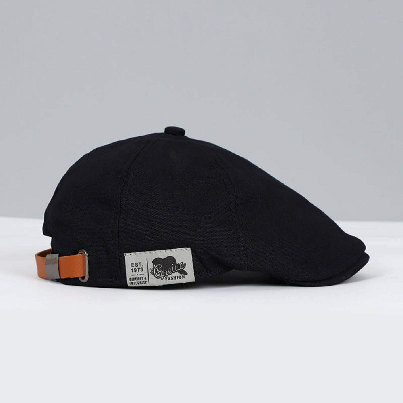 Kajetan – Nowoczesny klasyczny beret miejski