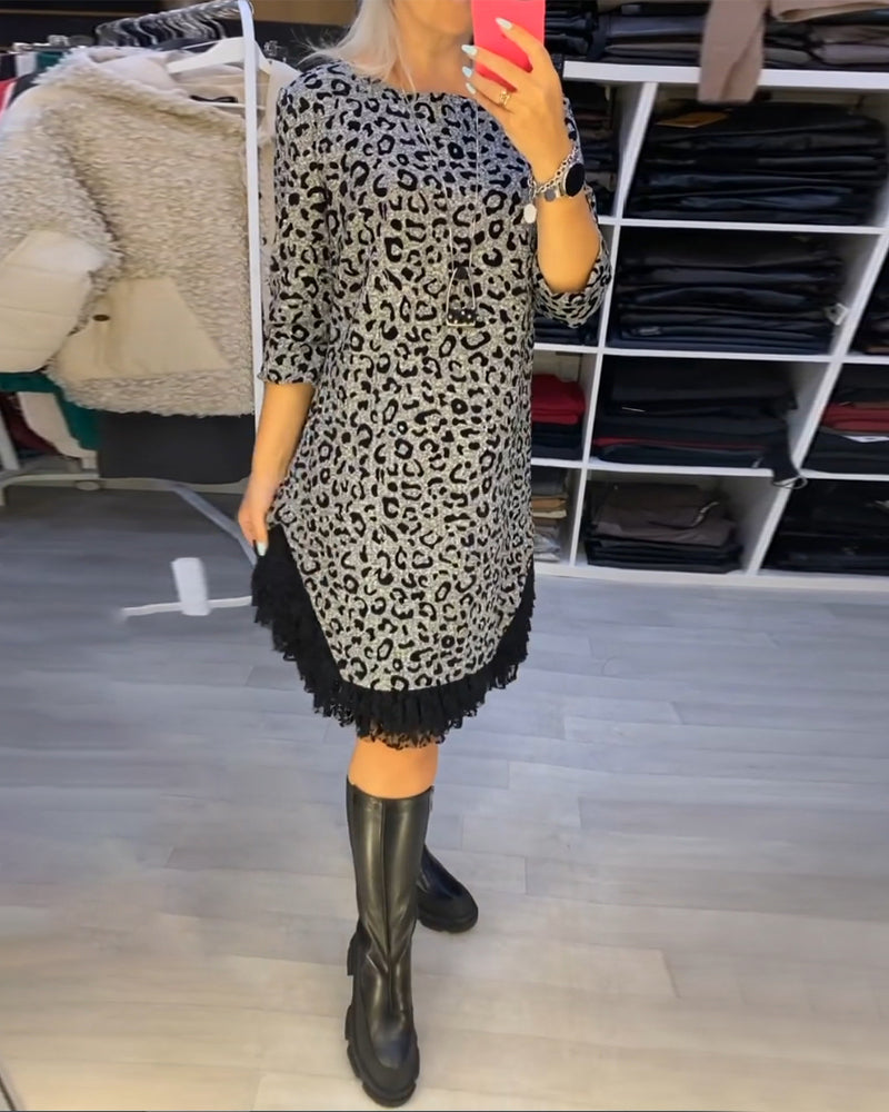 Feline - Sukienka leopardzie długim rękawem wyszczuplająca